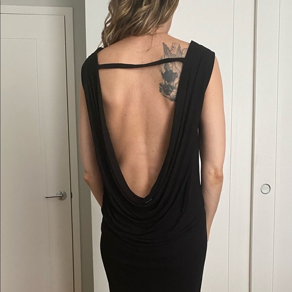 Alice & Olivia sexy low cowl back shift dress - Picture 2 of 8